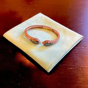 Sterling silver and black stone clasp bracelet